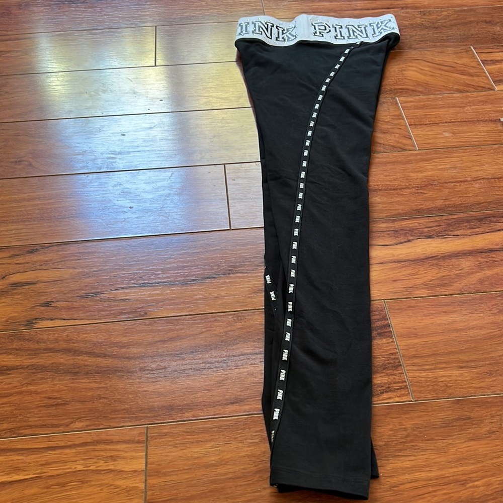 PINK leggings in black and white with rhinestones. - Picture 9 of 9